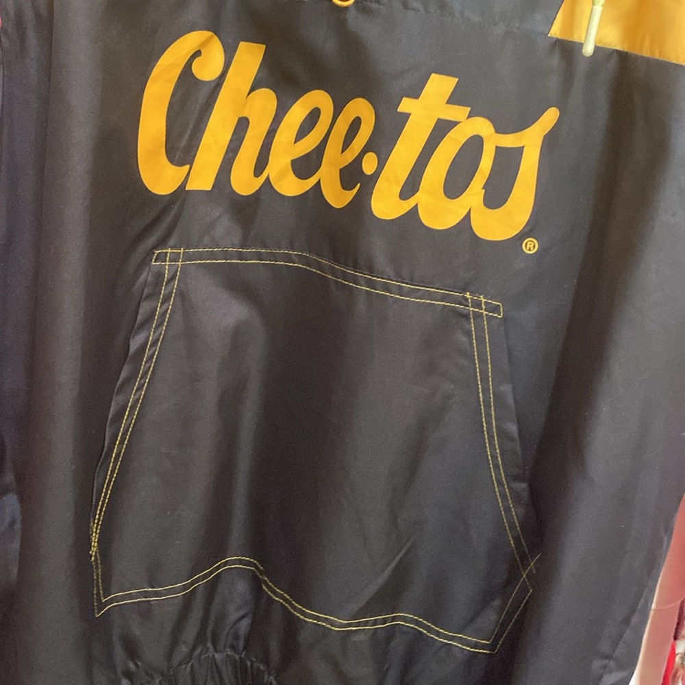 Cheetos jacket - Picture 5 of 6